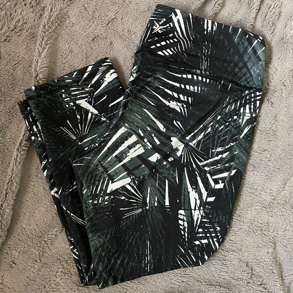 Old Navy Active Leggings